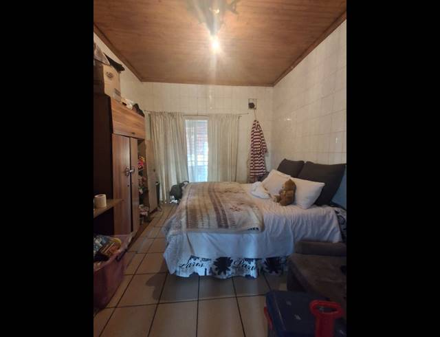 8 BEDROOM HOUSE FOR SALE IN PEACEHAVEN
